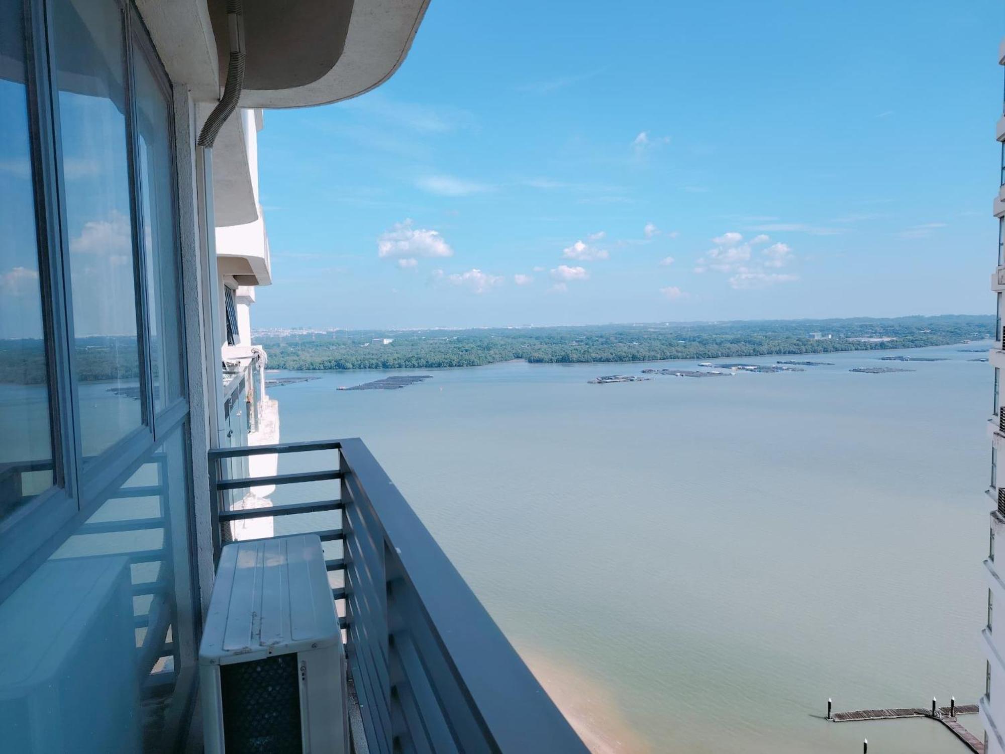 Aparthotel Danga Bay Seaview By One 9 Place *